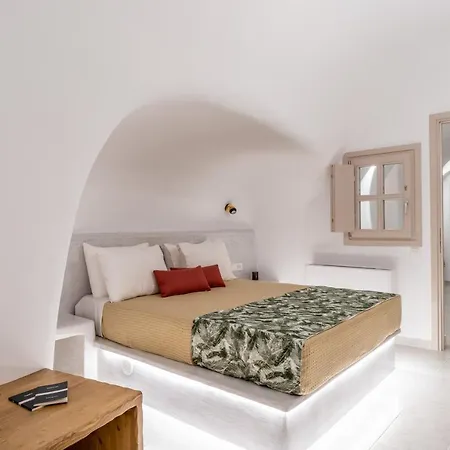 Wine And Yard Caves Hotel Pýrgos