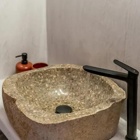 Wine&yard Caves Otel