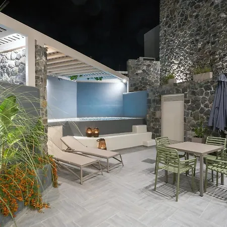 Wine And Yard Caves 3* Pírgosz