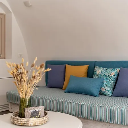 Wine And Yard Caves فندق Pýrgos