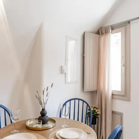 Wine And Yard Caves فندق